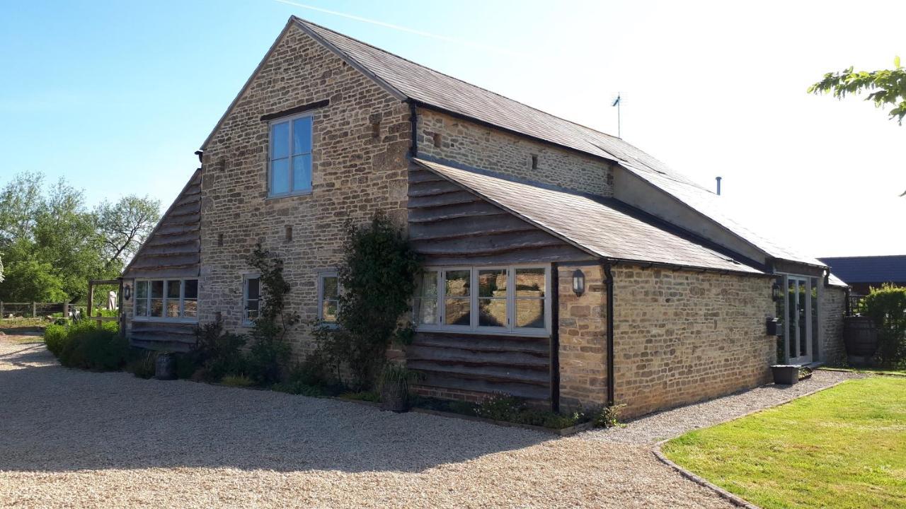 Bed and Breakfast The Byre North End Farm Ashton Keynes Zewnętrze zdjęcie
