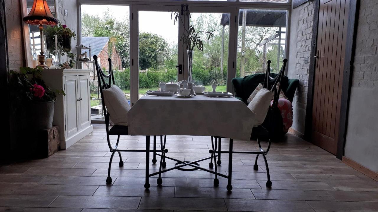 Bed and Breakfast The Byre North End Farm Ashton Keynes Zewnętrze zdjęcie